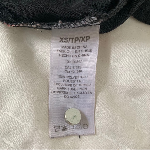 DYNAMITE BLOUSE - Picture 4 of 4